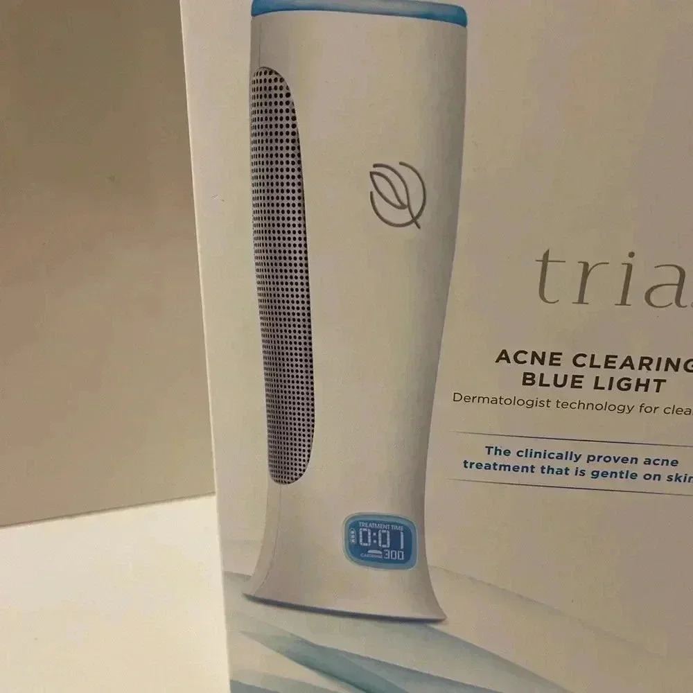 Tria Blue Light Acne Clearing. Problem with Acne no worries get this to help you - Picture 5 of 10